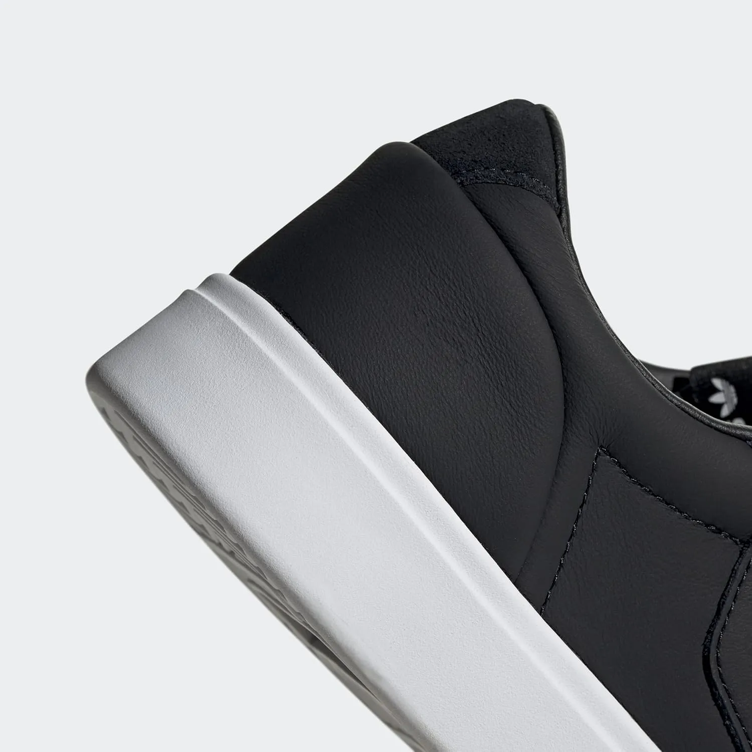 adidas Originals Women's Sleek Sneaker