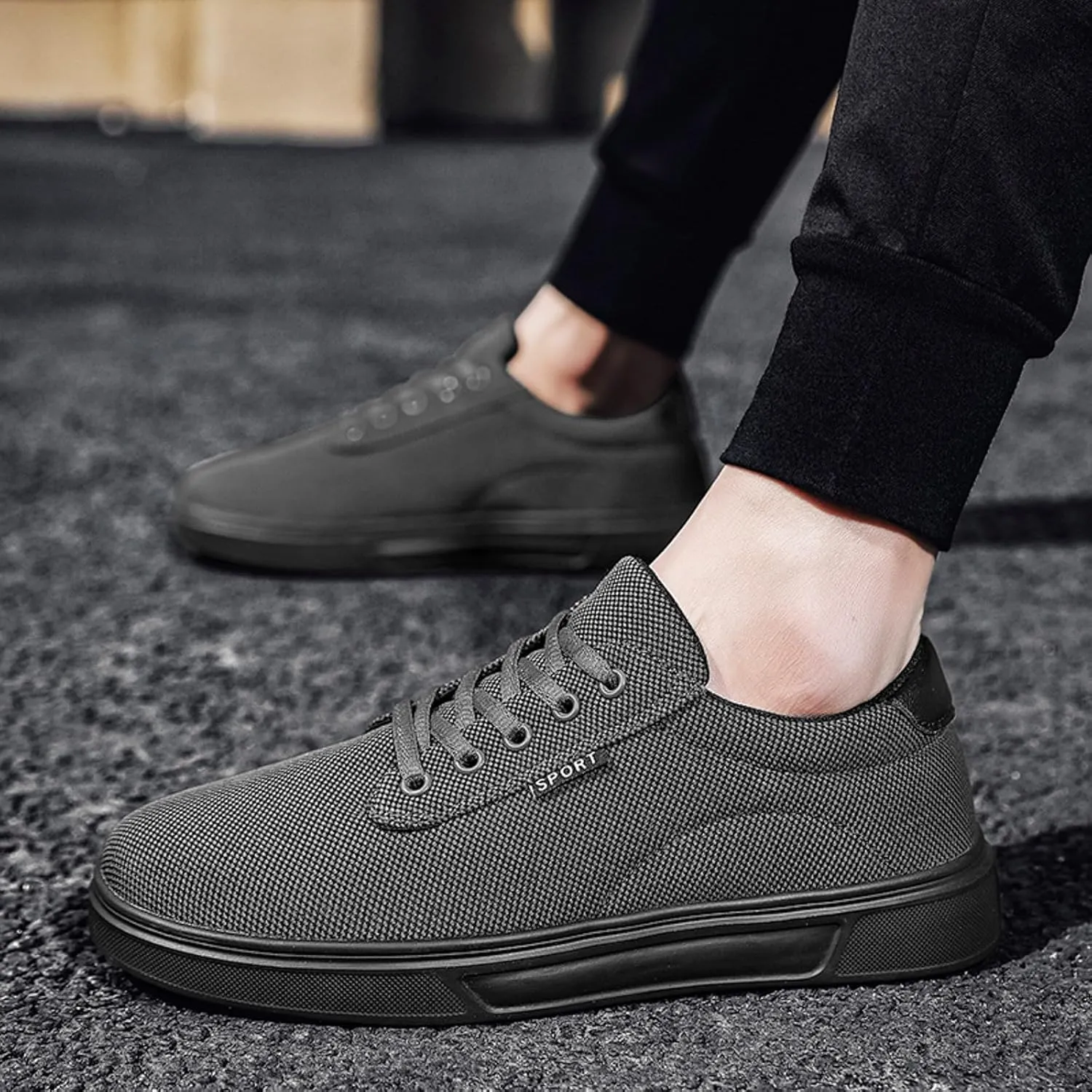 Arch Support Fitness Sneaker for Men Breathable and Light Outdoor Comfy Walking Shoe Athletic Fashion Sneakers