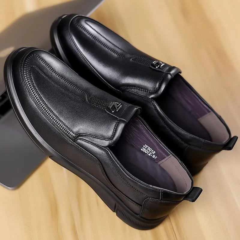 Chic Men's Leather Derby Shoes with Round Toe and Slip-Resistant Rubber Outsole for Everyday Wear