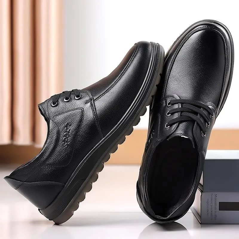 Classic Men's Brogue Derby Shoes with Perforated Accents and Comfortable Cushioned Insole
