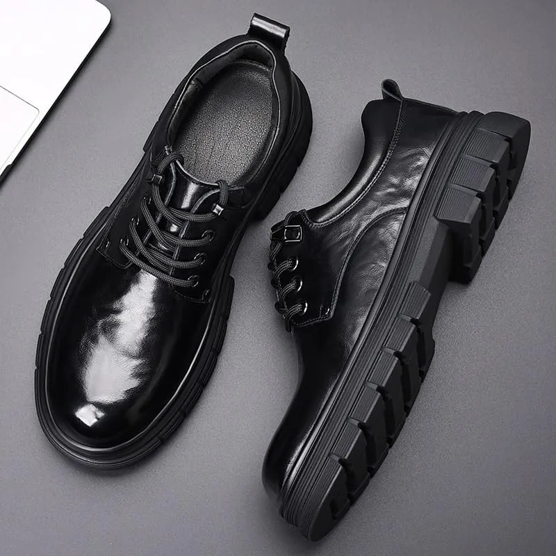 Elegant Men's Brogue Oxford Shoes with Perforated Patterns and Comfortable Cushioned Insole