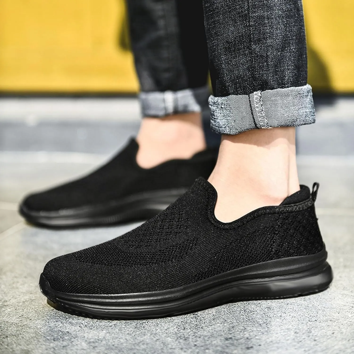 Memory Foam Versatile Shoes for Men Lightweight Breathable Walking Shoe Gym Tennis Lightweight Minimalist Shoes