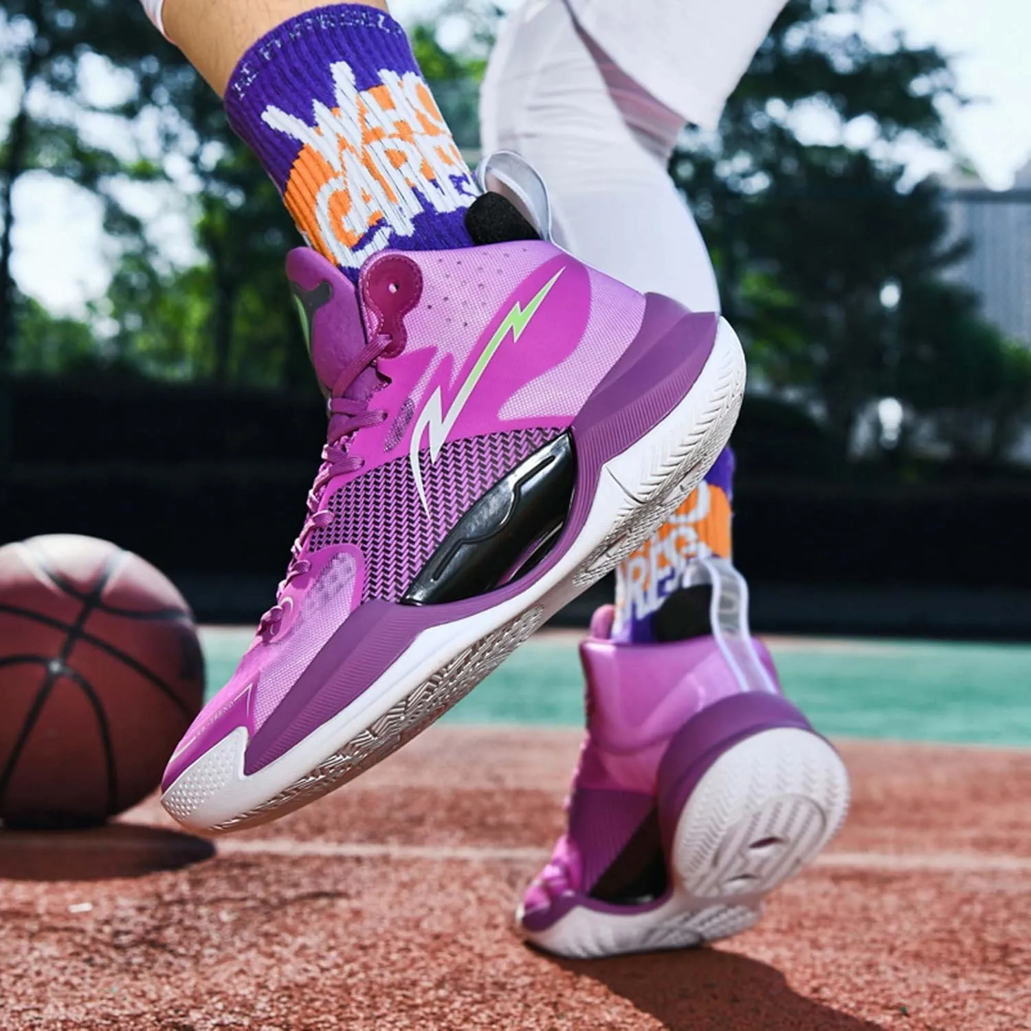 Men's and Women's Basketball Shoes Fashion Sneakers Non-Slip Running Shoes Breathable Training Tennis Shoes Street Personalized Basketball Sneakers Casual Walking Shoes
