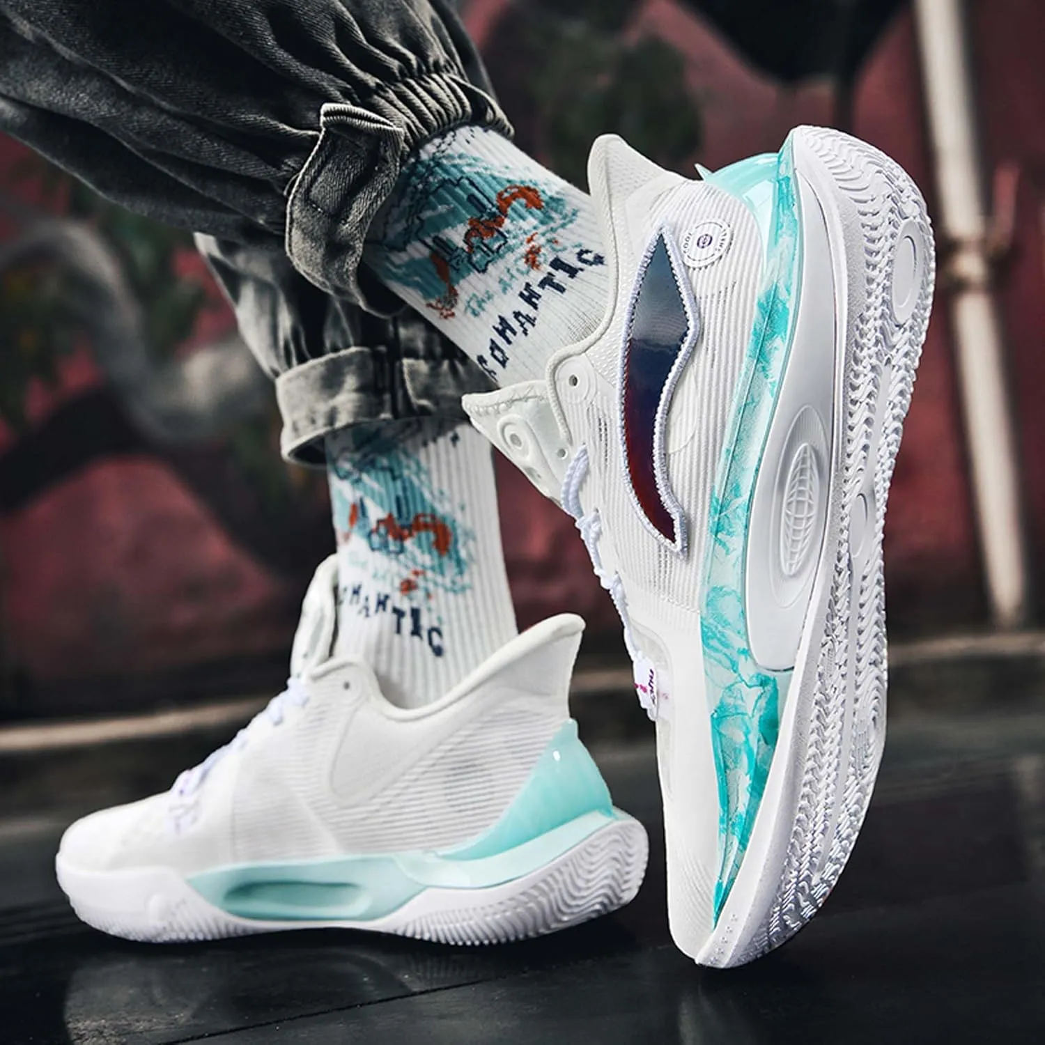 Men's Basketball Shoes Breathable Mesh Sports Running Outdoor Training Athletic Shoes Non-Slip Cushioning Fitness Tennis Shoes Comfortable Casual Walking Sports Men's Shoes