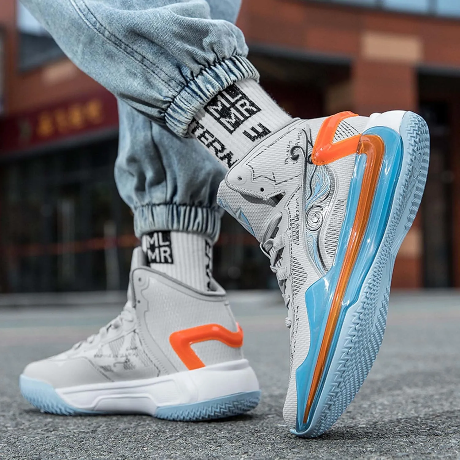 Men's Basketball Shoes Teenagers Fashion Comfortable Sneakers Women's Tennis Fitness Training Casual Sneakers Outdoor Casual Walking High Top Sneakers Outdoor Running Basketball Sports