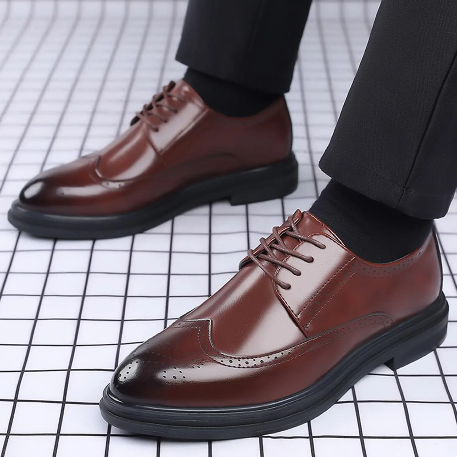 Mens Brogues Classic Oxfords Dress Shoes Formal Business Derby Lace Up Shoes for Evening Party Uniform