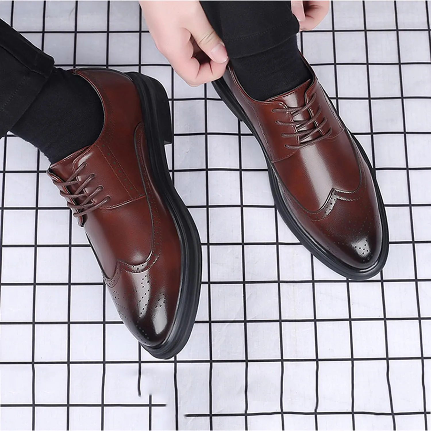 Mens Brogues Classic Oxfords Dress Shoes Formal Business Derby Lace Up Shoes for Evening Party Uniform