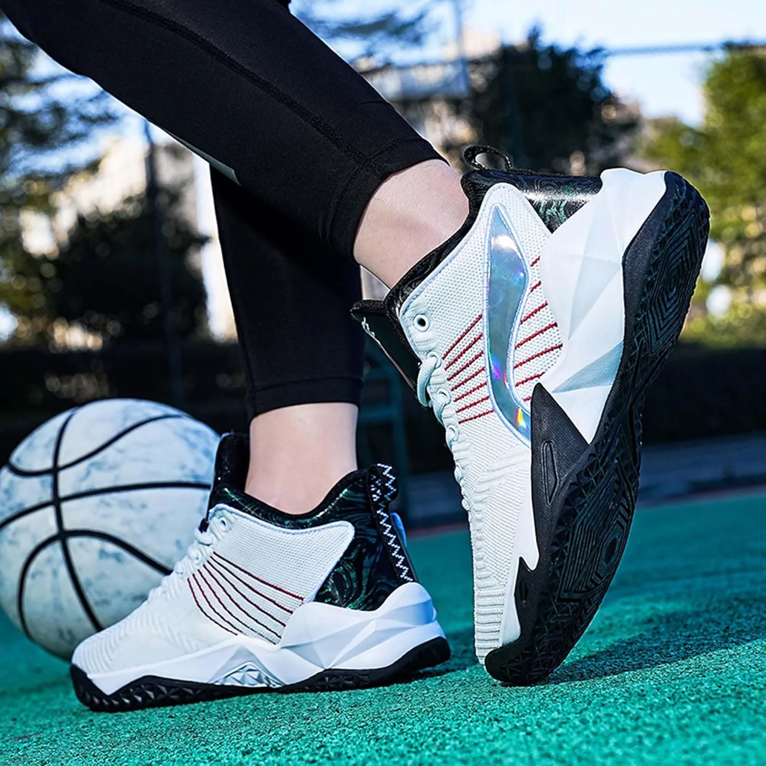 Men's Fashion Basketball Shoes Breathable Mesh Sports Running Shoes Outdoor Fashion Sneakers Lightweight Non-Slip Rubber Outsole Casual Walking Sneakers