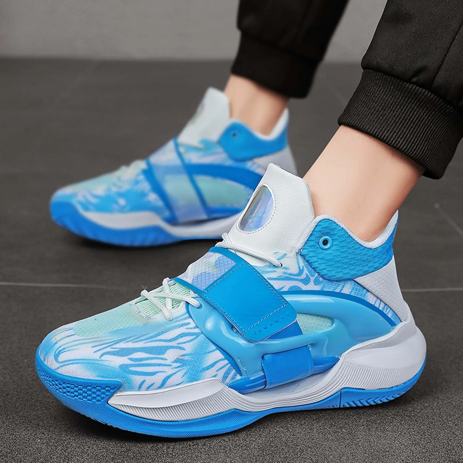 Men's Fashion Basketball Shoes Soft Sole Comfortable Sneakers Teenagers Breathable Anti-Slip Running Trainers Women's Basketball Sneakers Outdoor Casual Walking/Men's/Women's Shoes