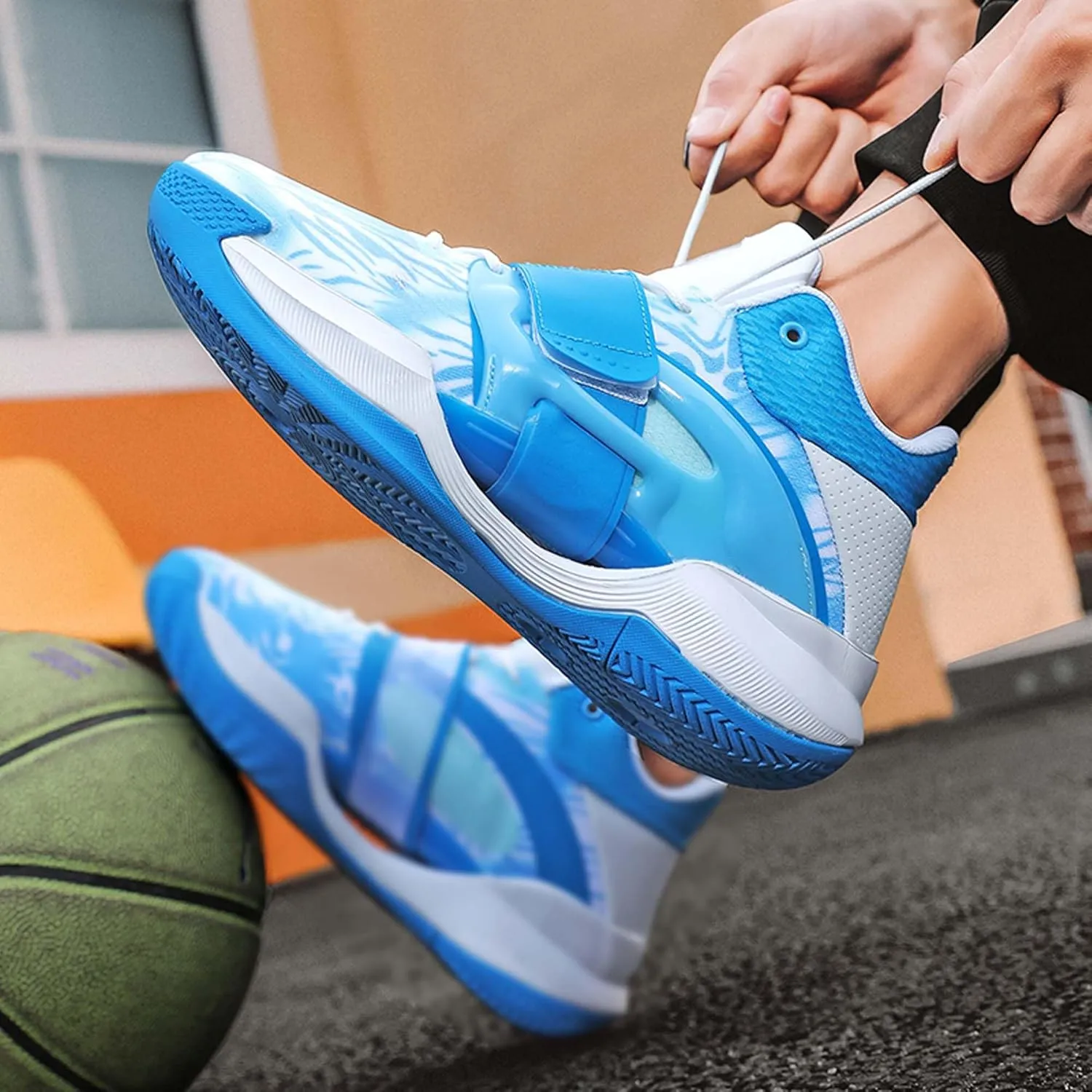 Men's Fashion Basketball Shoes Soft Sole Comfortable Sneakers Teenagers Breathable Anti-Slip Running Trainers Women's Basketball Sneakers Outdoor Casual Walking/Men's/Women's Shoes