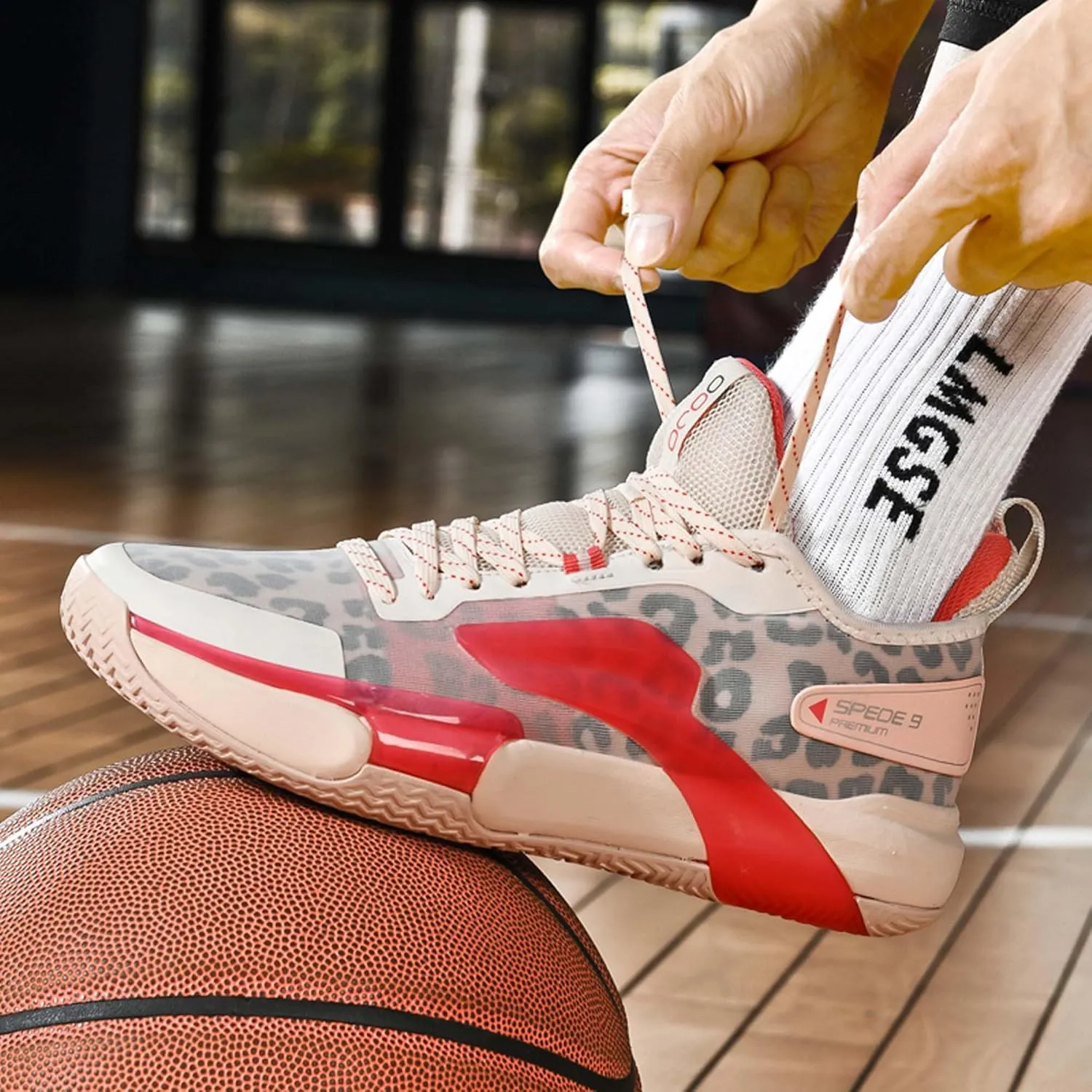 Men's Fashion Basketball Shoes Teenagers Training Running High Top Sneakers Women's Indoor or Outdoor Fitness Workout Tennis Shoes/Men's/Women's Shoes