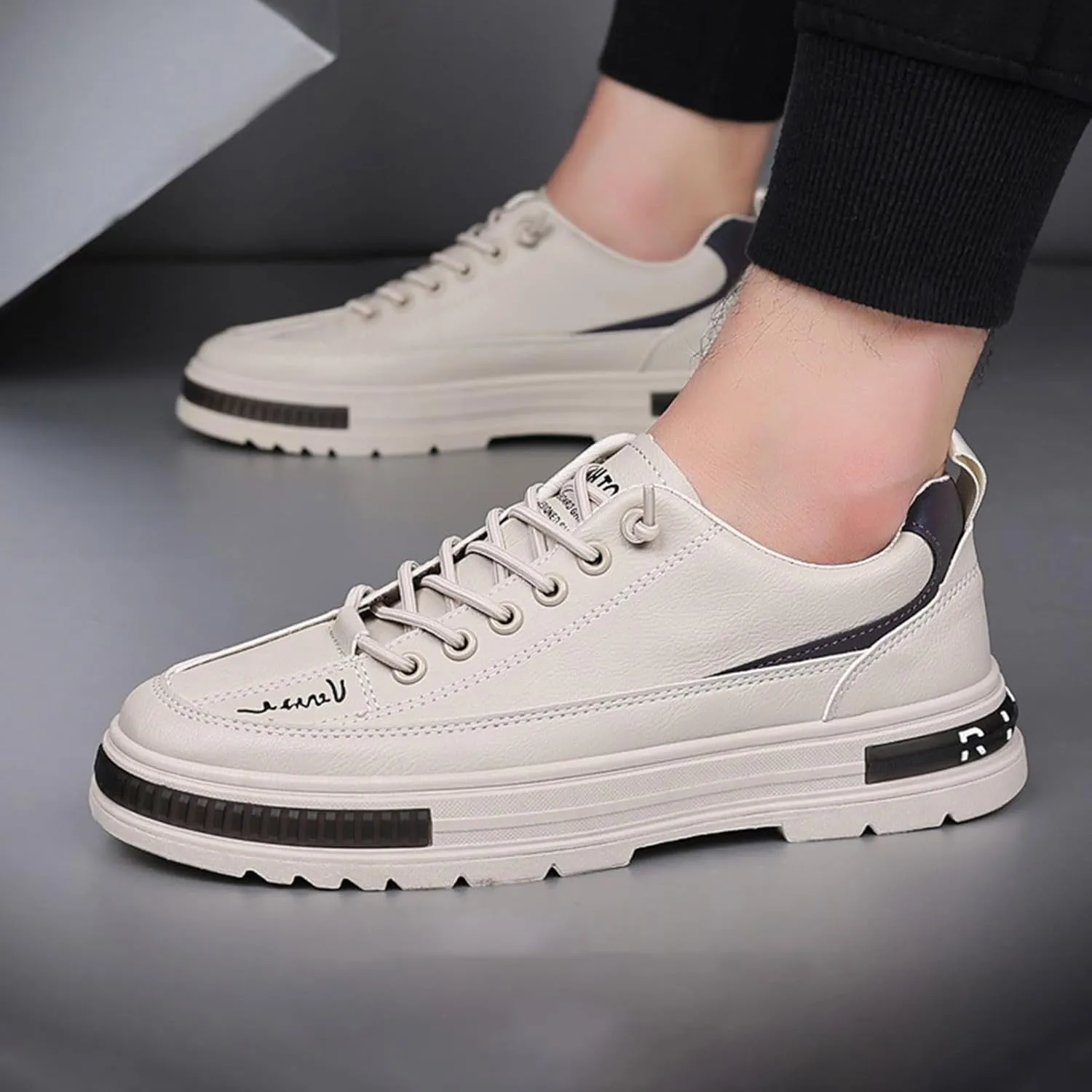 Men's Lace Up Memory Foam Sneakers Breathable and Light Outdoor Comfy Walking Shoe Men's Business Casual Shoes