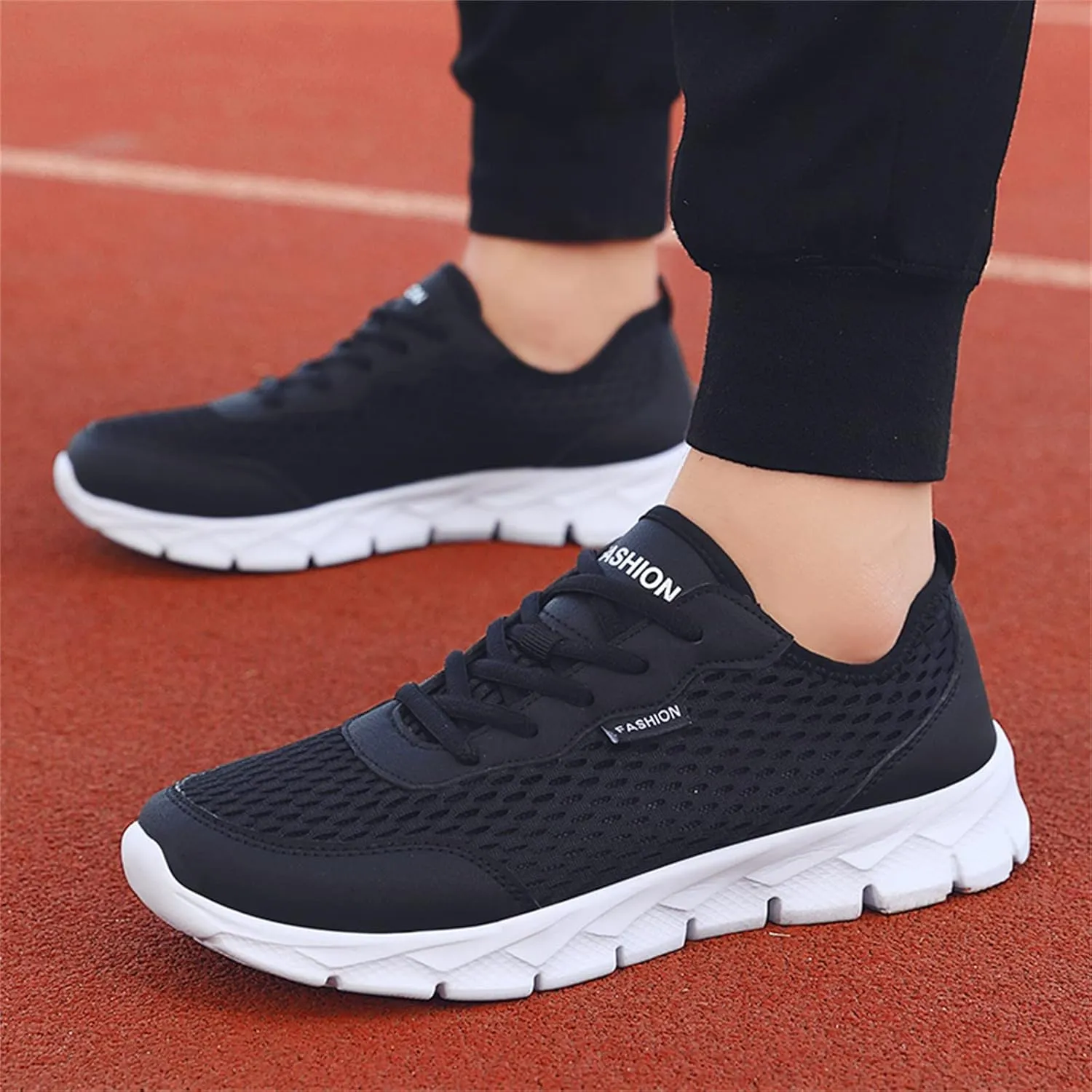 Men's Lightweight Cushion Sneakers Comfortable Lightweight Casual Walking Shoe Men's Breathable Barefoot Shoes