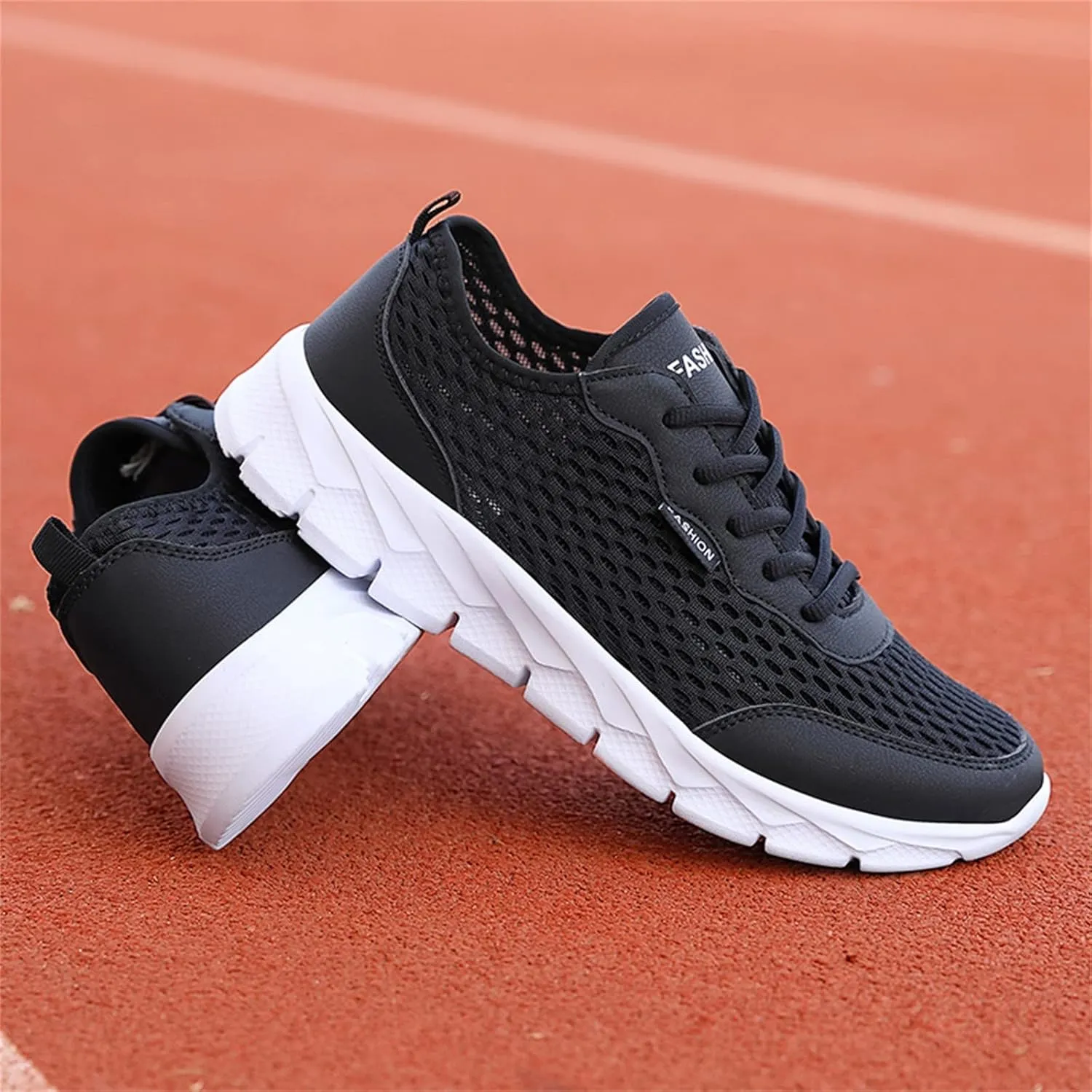 Men's Lightweight Cushion Sneakers Comfortable Lightweight Casual Walking Shoe Men's Breathable Barefoot Shoes