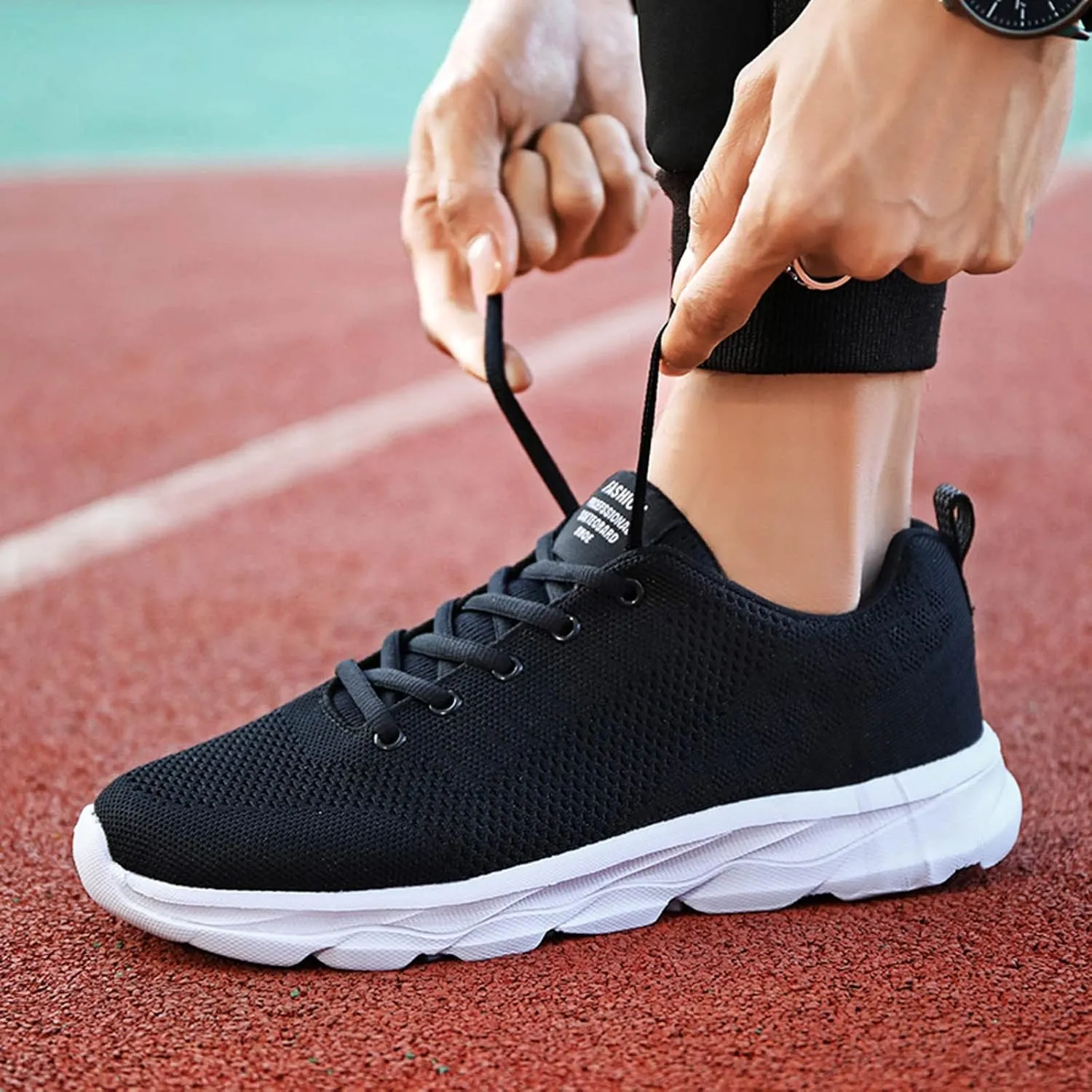 Men's Minimalist Barefoot Shoes Lightweight Breathable Slip on Running Shoe Memory Foam Versatile Shoes for Men