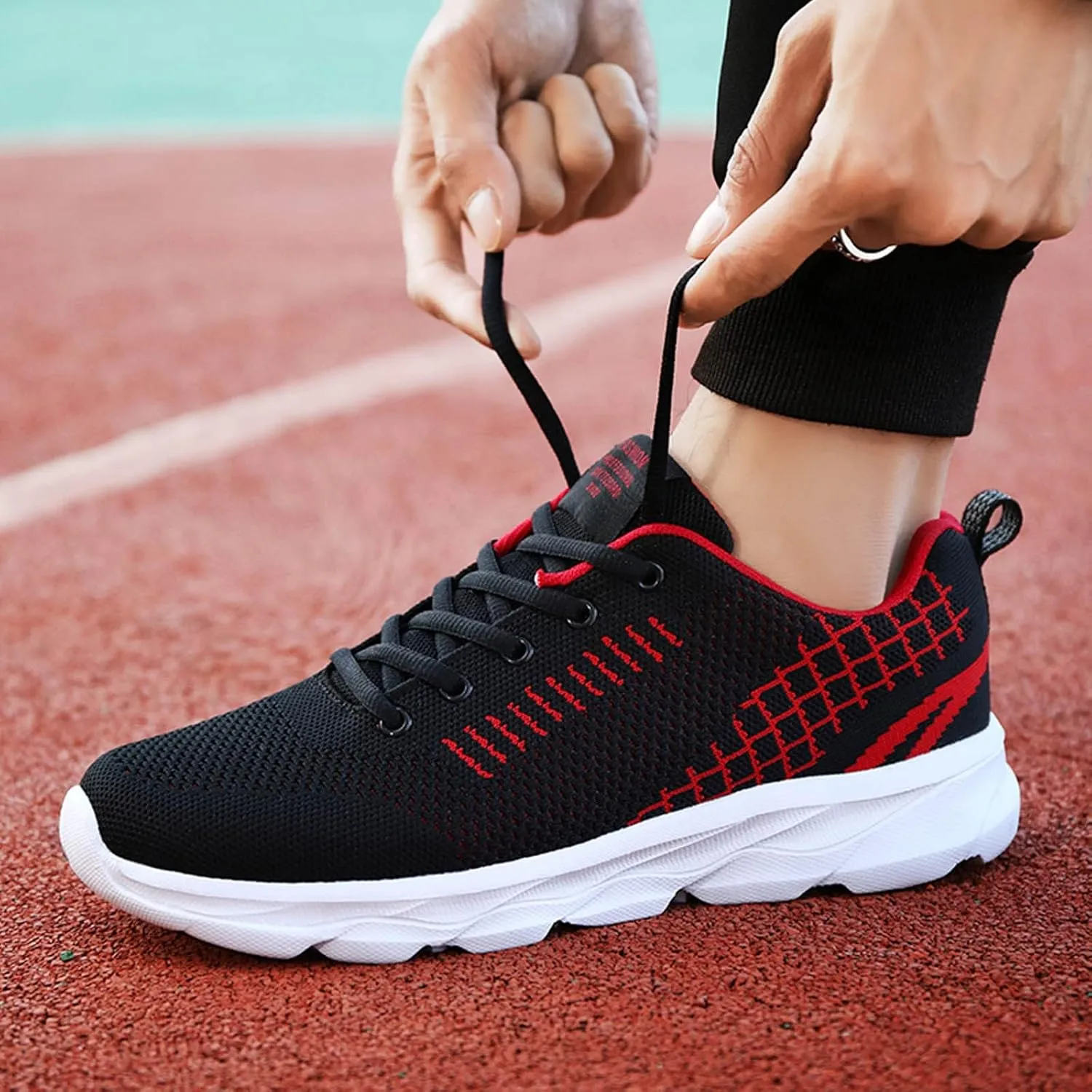Men's Minimalist Barefoot Shoes Lightweight Breathable Slip on Running Shoe Memory Foam Versatile Shoes for Men