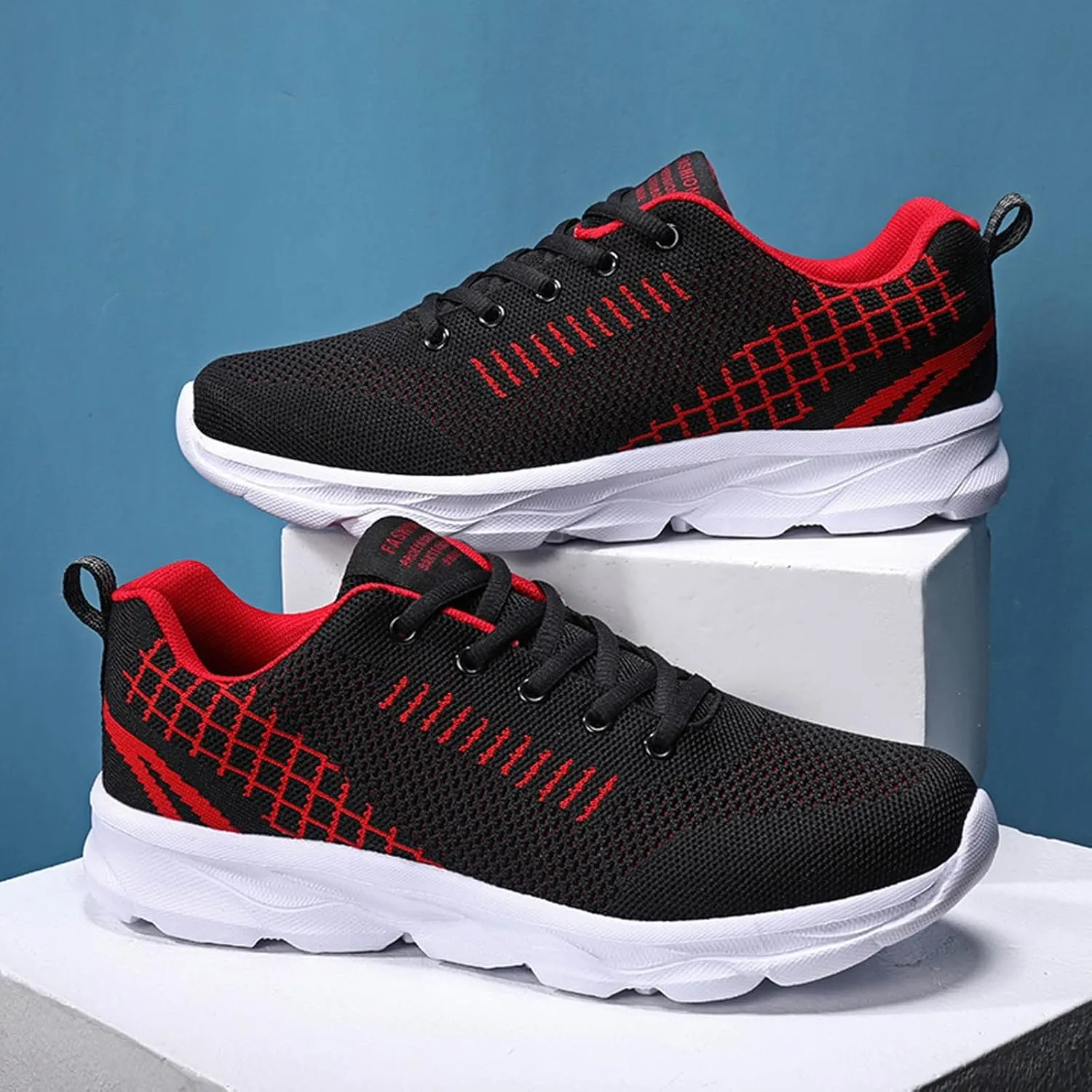 Men's Minimalist Barefoot Shoes Lightweight Breathable Slip on Running Shoe Memory Foam Versatile Shoes for Men