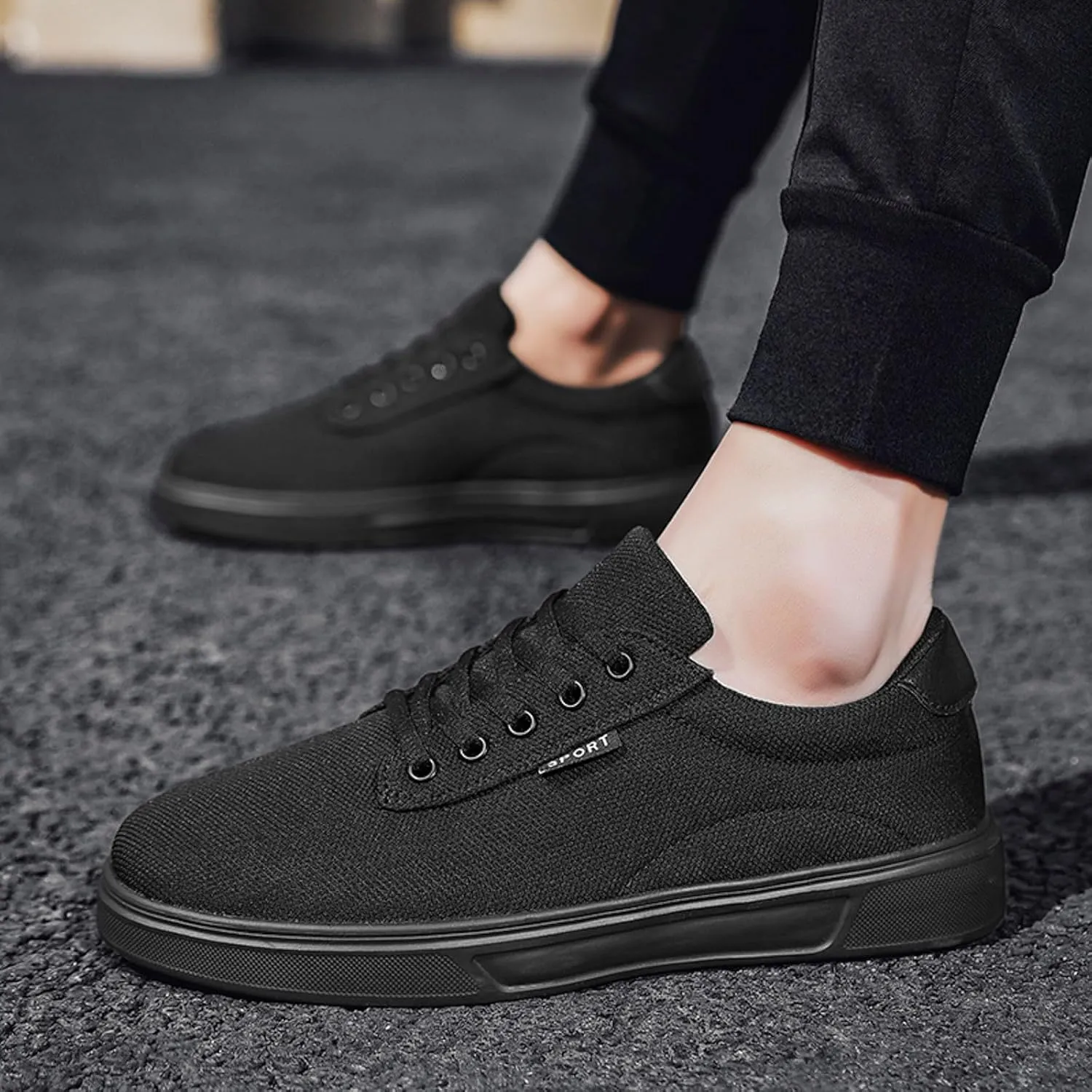 Men's Minimalist Barefoot Shoes Lightweight Breathable Slip On Running Shoe Men's Lightweight Cushion Sneakers