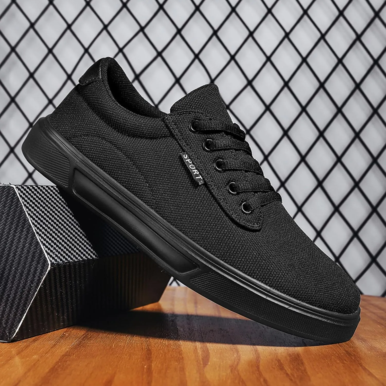 Men's Minimalist Barefoot Shoes Lightweight Breathable Slip On Running Shoe Men's Lightweight Cushion Sneakers