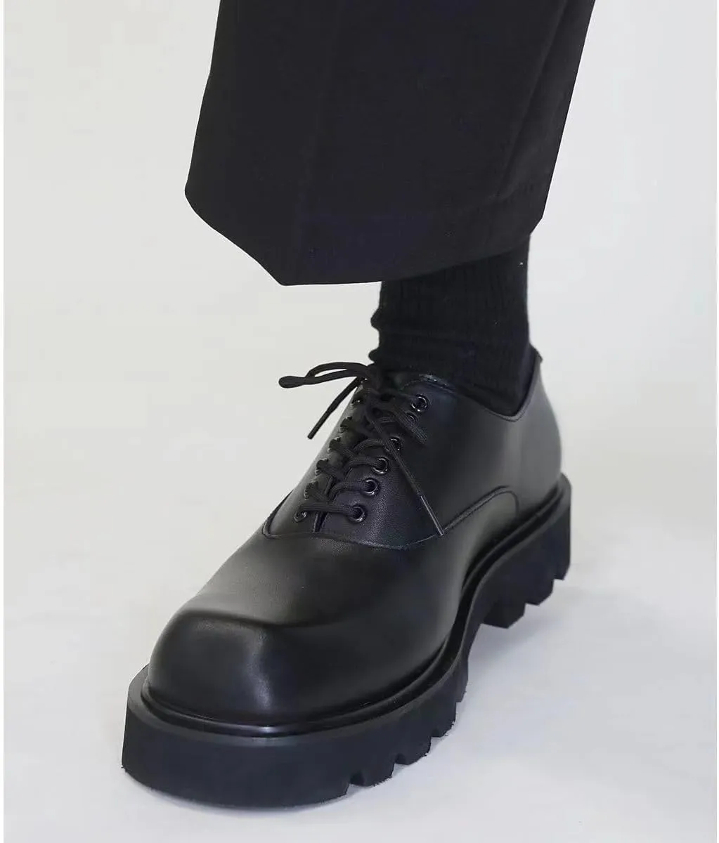 Men's Oxford Shoes Textured Leather Dress Shoes with Perforated Detailing, Classic Lace-Up for Corporate Events & Ceremonial Occasions