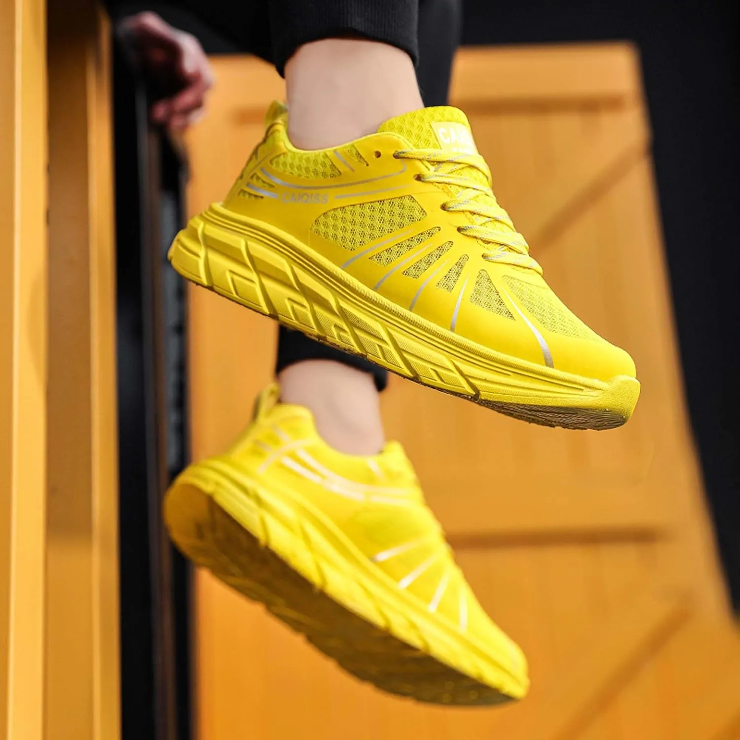 Men's Women's Lightweight Wide Edition Classic Casual Fashion Breathable Basketball Shoes Street Team Sports Training Shoes Durable Travel Hiking Shoes