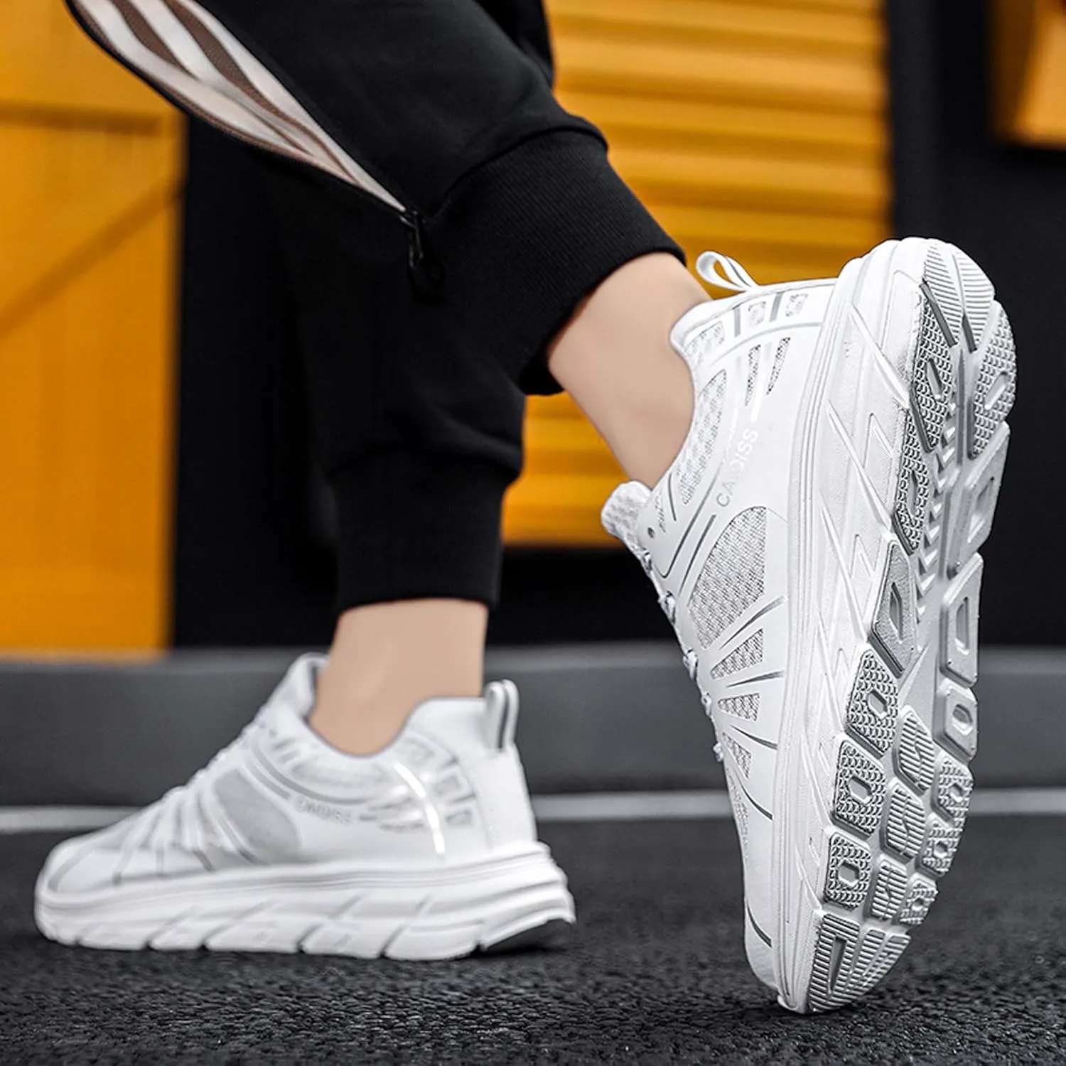 Men's Women's Lightweight Wide Edition Classic Casual Fashion Breathable Basketball Shoes Street Team Sports Training Shoes Durable Travel Hiking Shoes