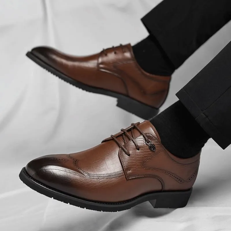 Modern Men's Semi-Brogue Oxford Shoes Corporate Events Textured Leather Upper with Non-Marking Sole