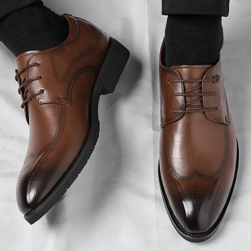 Modern Men's Semi-Brogue Oxford Shoes Corporate Events Textured Leather Upper with Non-Marking Sole