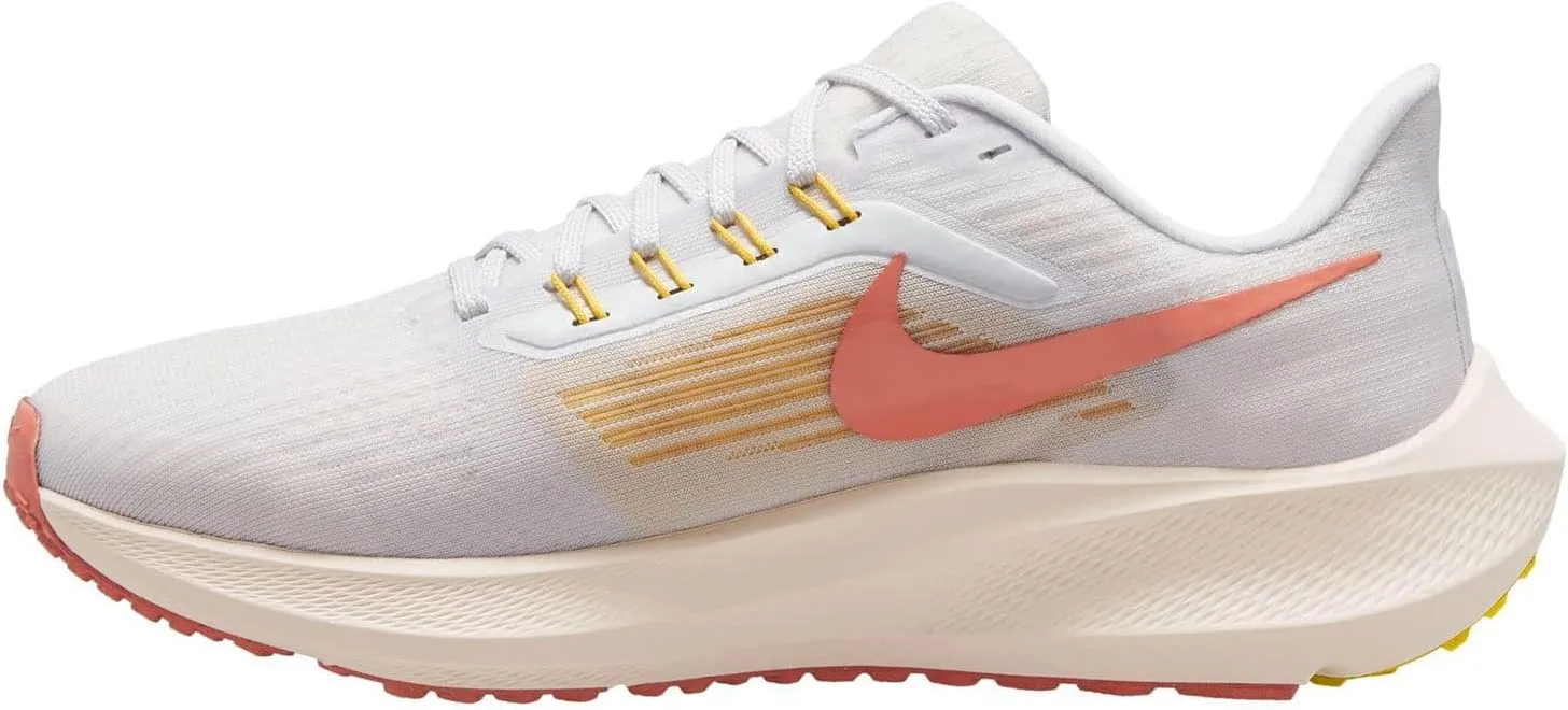 Nike Women's Low-Top Sneakers