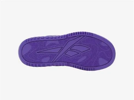 Reebok Unisex-Child Kid's ATR Chill Sneaker