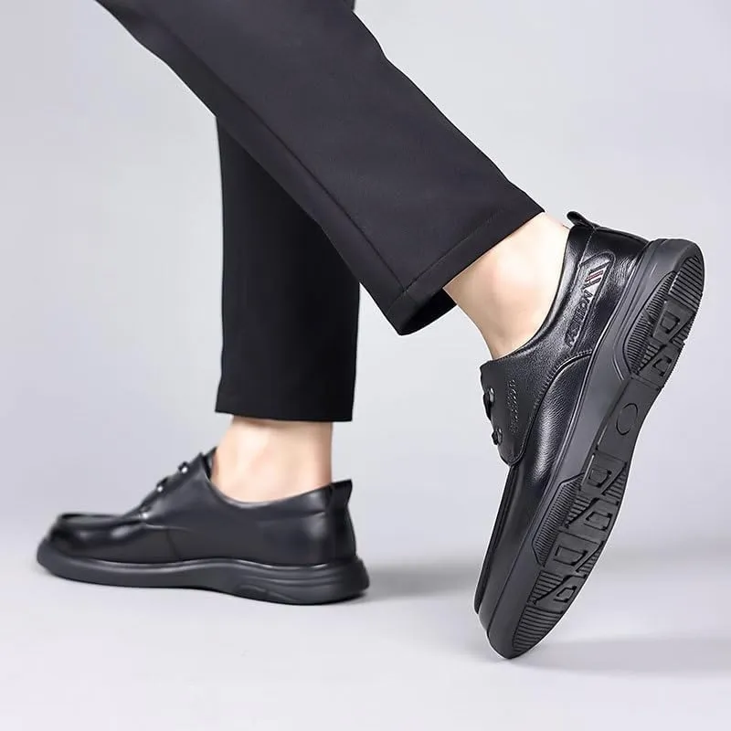 Refined Men's Leather Derby Shoes with Round Toe and Cushioned Footbed for All-Day Comfort