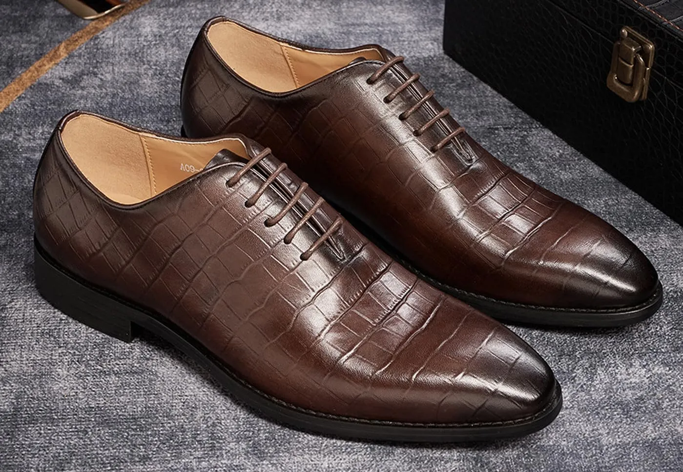 Santimon Mens Oxfords Formal Dress Suit Shoes Genunie Leather Whole Cut Oxfords Fashion Prom Wedding Business Causal Derby Comfortable Tuxedo Shoes for Men