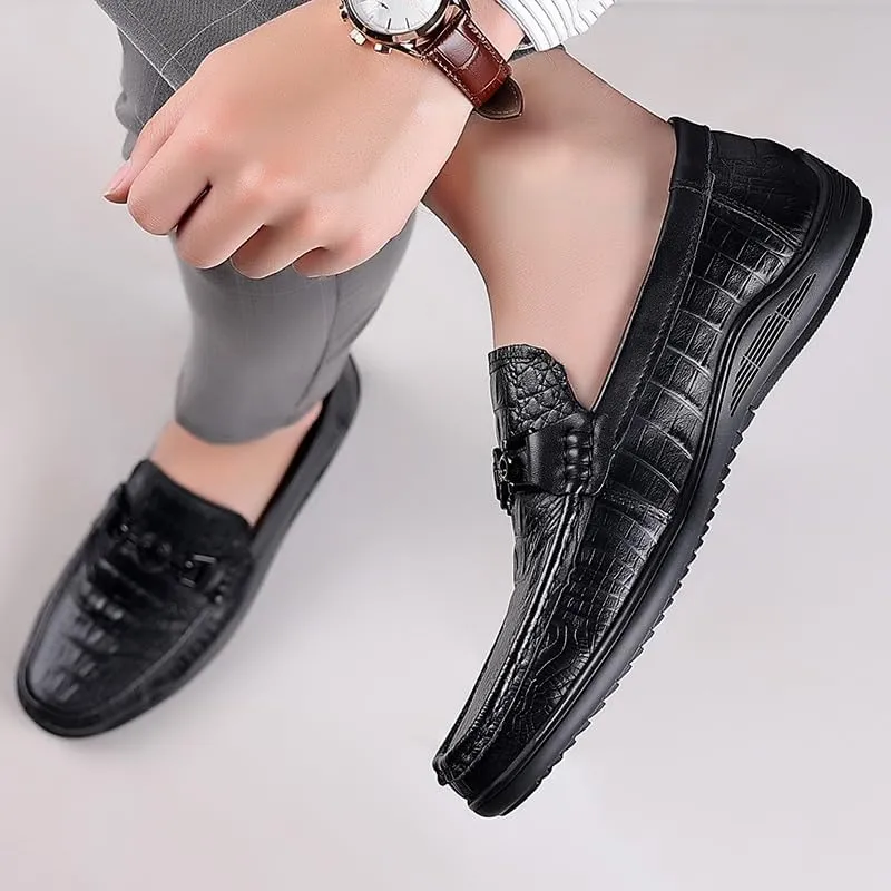 Sophisticated Men's Leather Oxford Shoes with Plain Toe and Durable Rubber Outsole for Business Wear