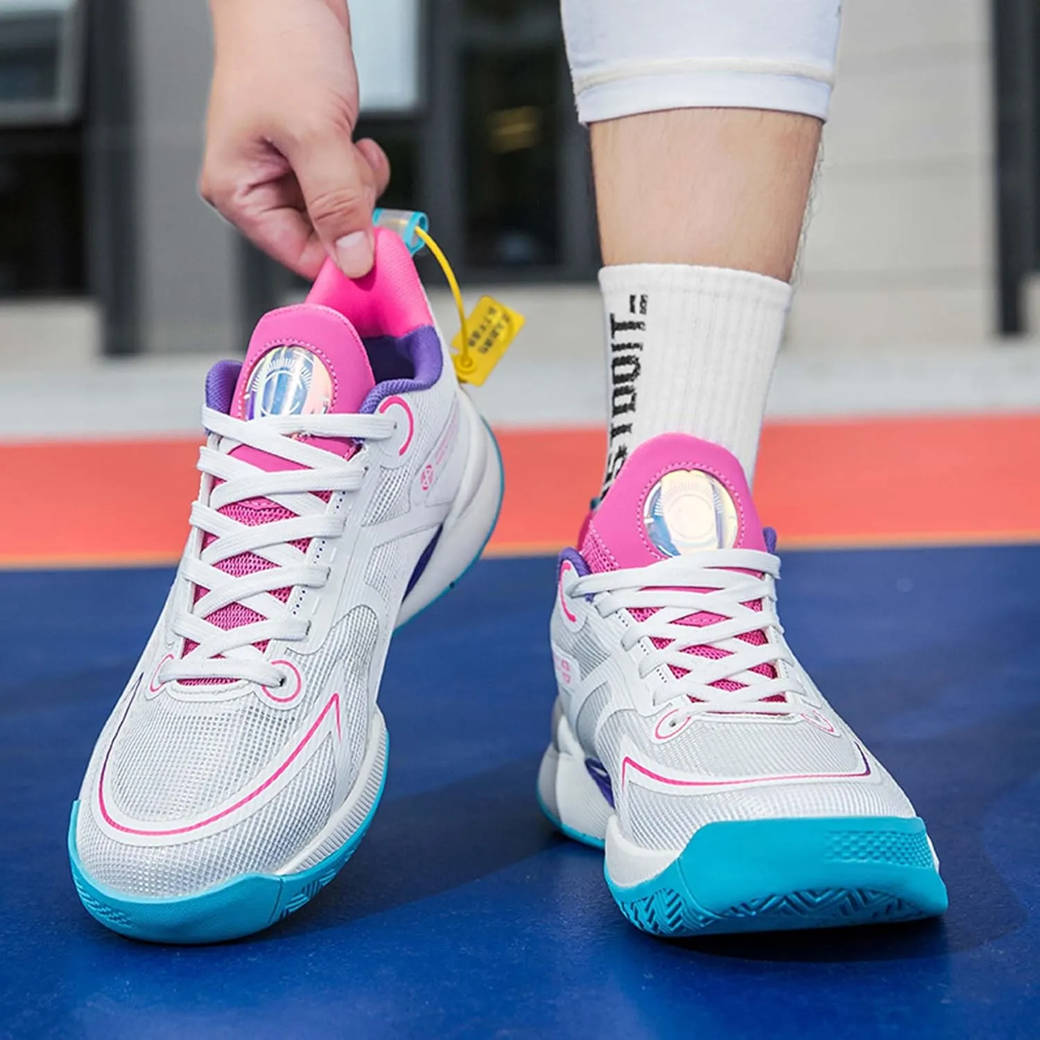 Unisex Fashion Basketball Shoes Breathable Tennis Running Sneakers Outdoor Fitness Sports Non-Slip Cushioning Training Shoes Street Personalized Trend Basketball Sneakers