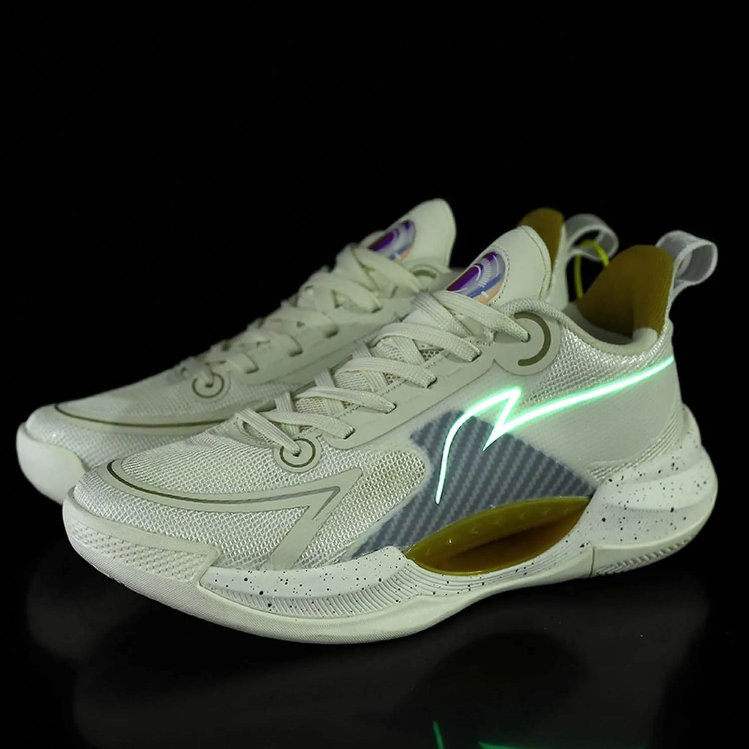 Unisex Fashion Basketball Shoes Breathable Tennis Running Sneakers Outdoor Fitness Sports Non-Slip Cushioning Training Shoes Street Personalized Trend Basketball Sneakers
